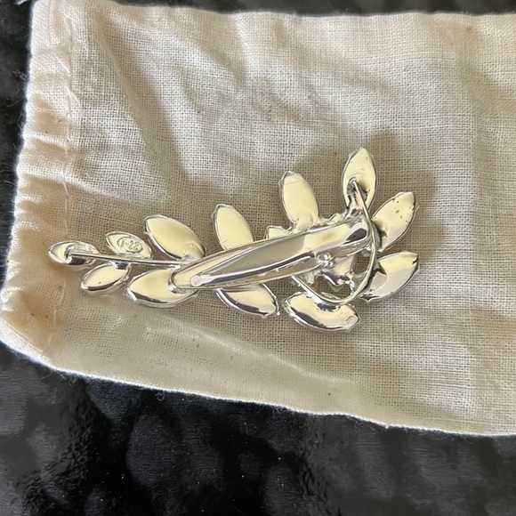Brides & Hairpin Nimah Clip in Silver main image 5